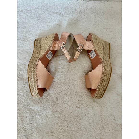 Clarks Rose Gold Leather Espadrille Wedge Sandals – Women’s 9 – NWOT - Picture 6 of 12